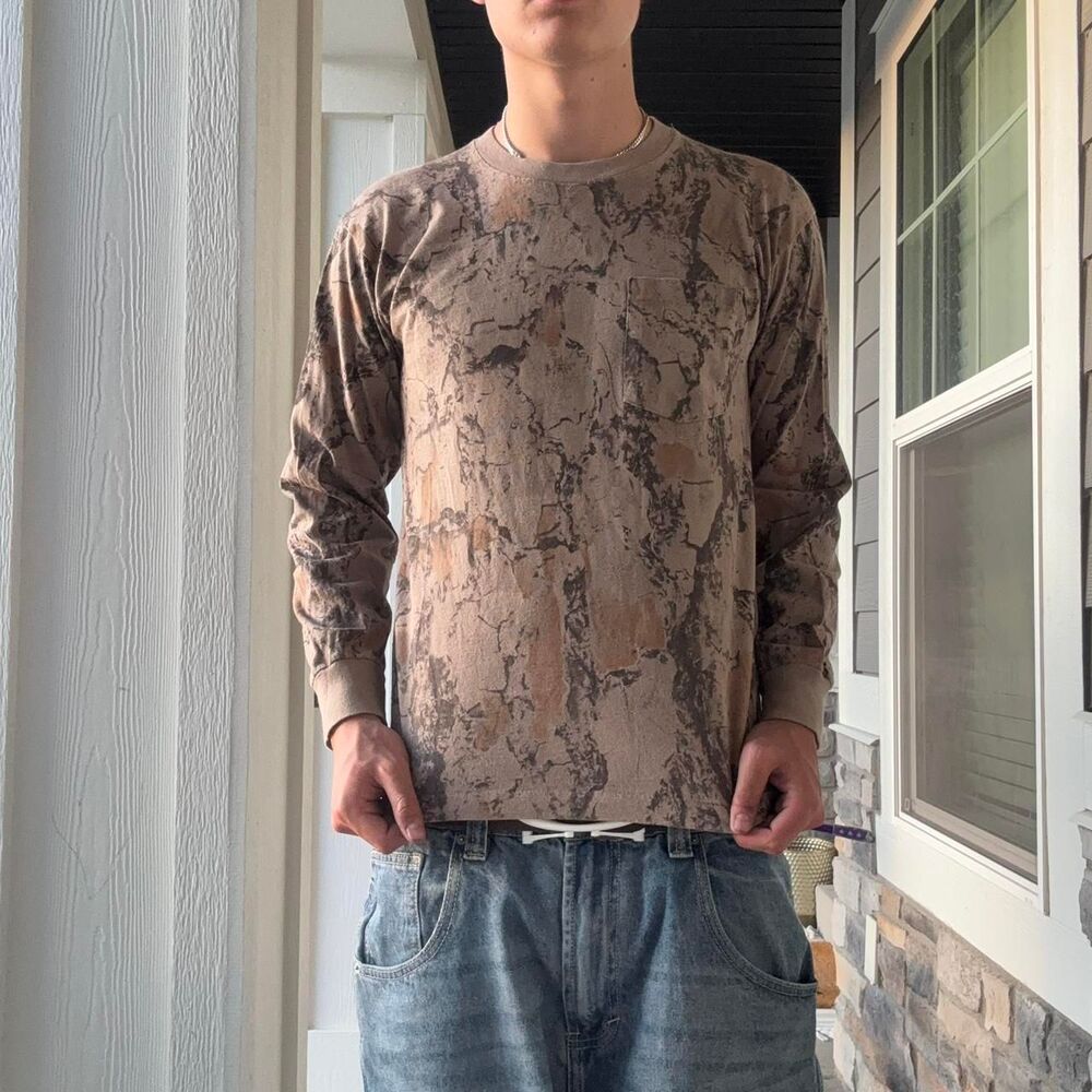 Mossy-oak Men's Brown and Tan T-shirt